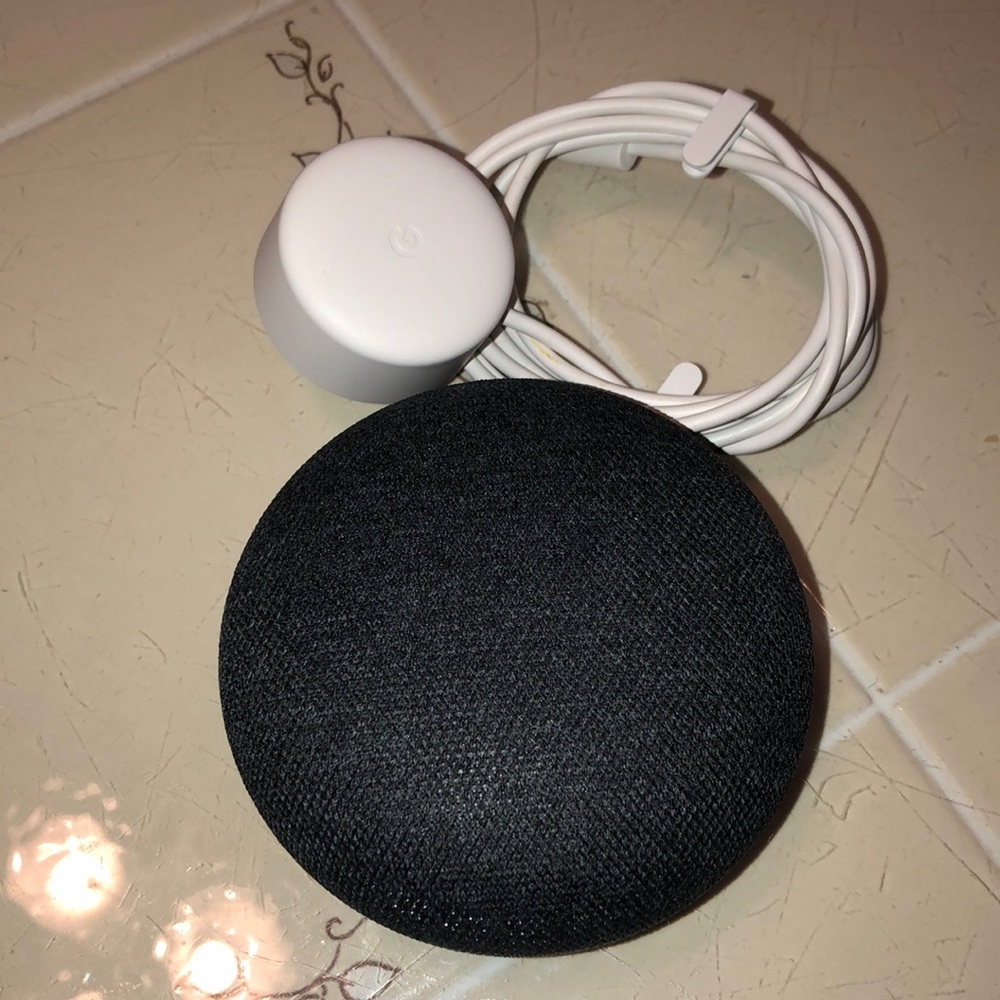 Google Home Mini